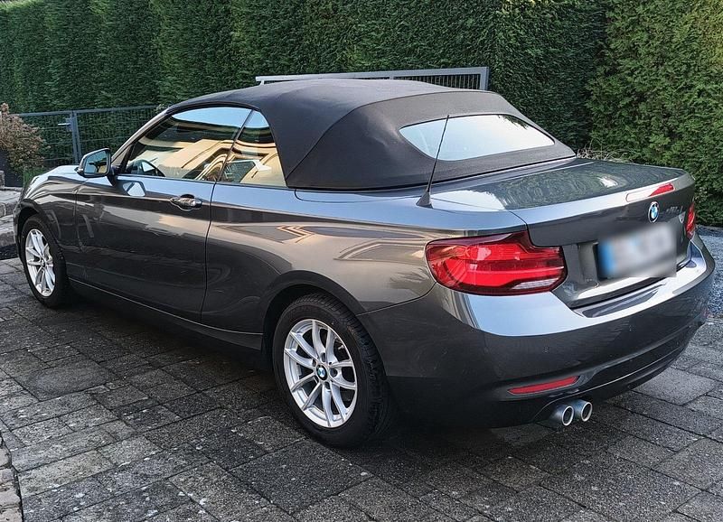 Gebraucht BMW 218 136 PS (100 kW) 2021 Grau Cabrio