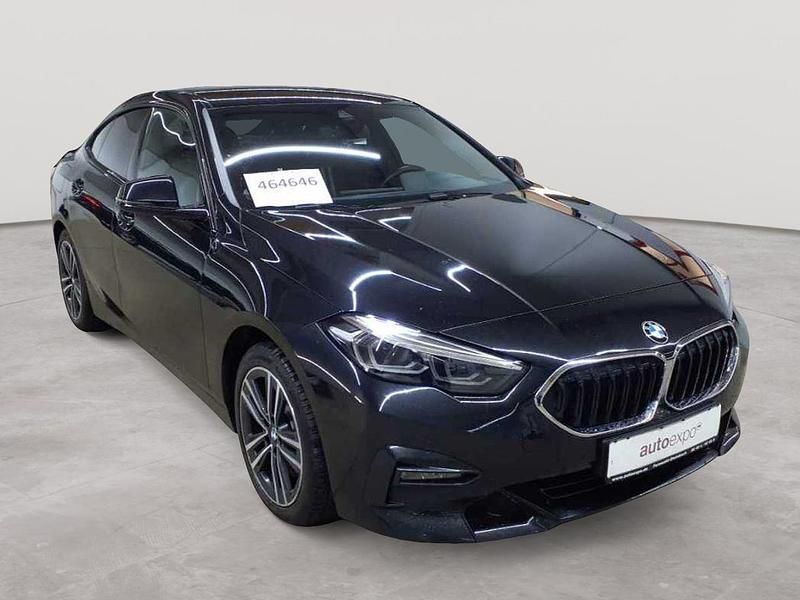 Saphirschwarz metallic Gebraucht 2021 BMW 220 Sport Line Coupé | 25.690 € (Teuer) - Bild 1/4