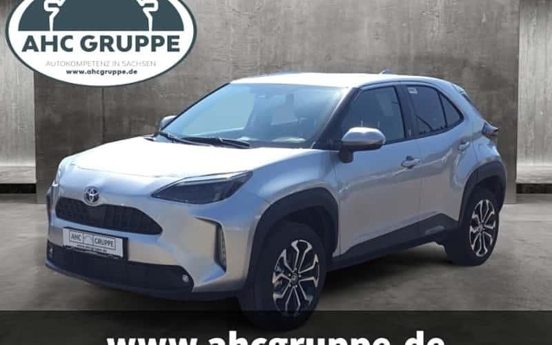 Silber Neu 2025 Toyota Yaris Cross SUV | 30.990 € (Fairer Preis) - Bild 1/4