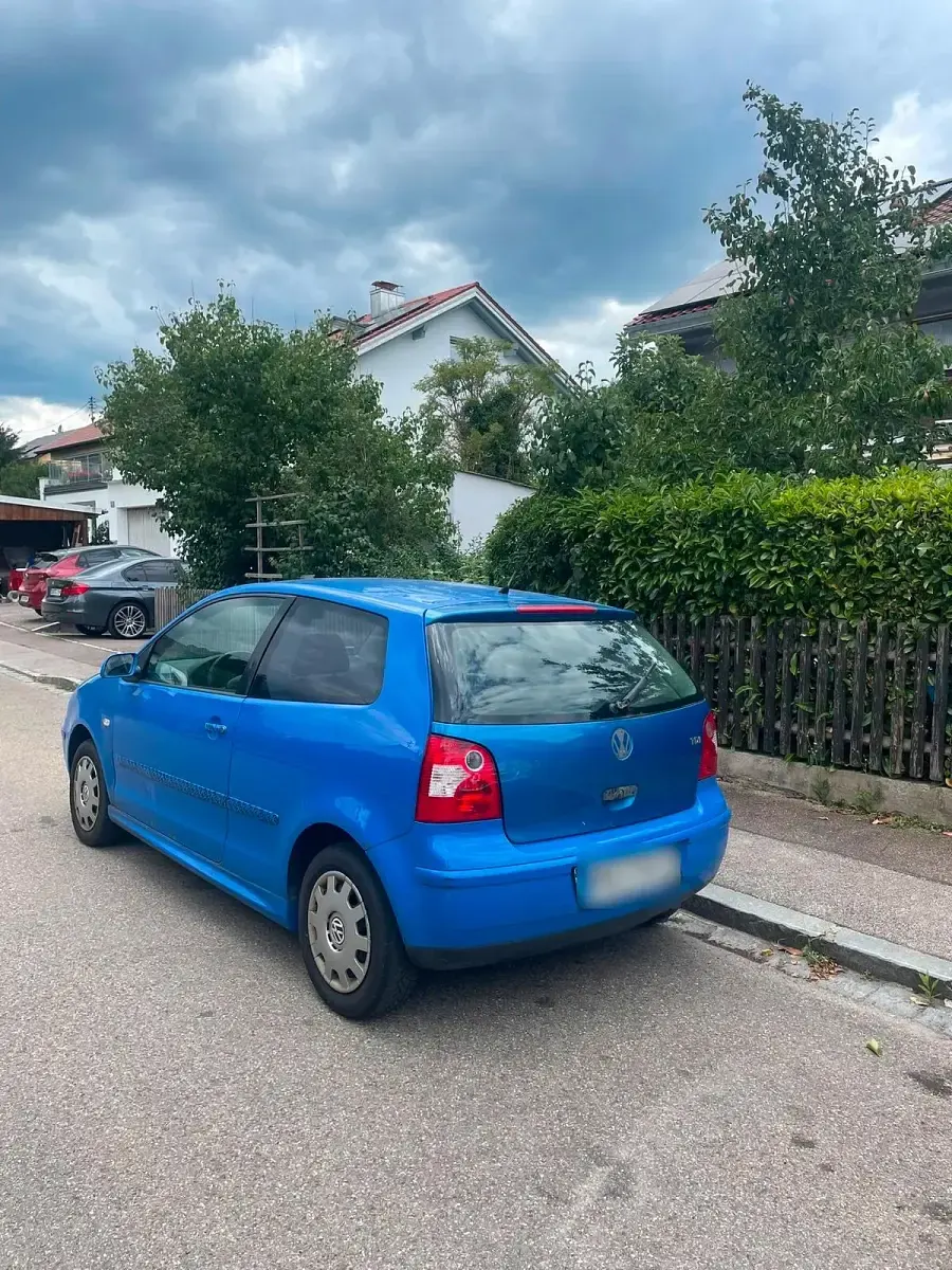 Gebraucht VW Polo 64 PS (47 kW) 2003 Blau Kleinwagen