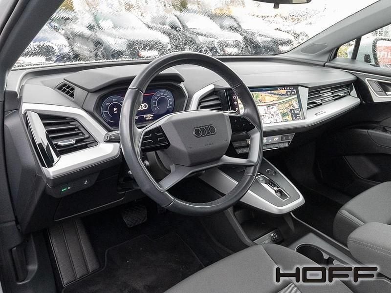 Gebraucht Audi Q4 e-tron Advanced 150 kW (204 PS) 2023 Gletscherweiß metallic SUV