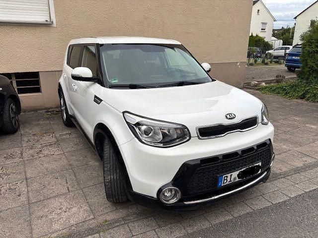 Weiß Gebraucht 2017 Kia Soul DREAM-TEAM Edition SUV | 11.500 € (Fairer Preis) - Bild 1/4