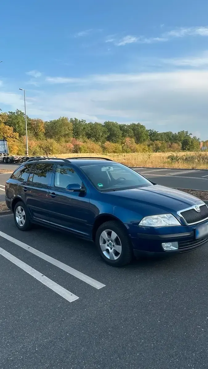 Gebraucht Skoda Octavia 102 PS (75 kW) 2008 Blau Kombi