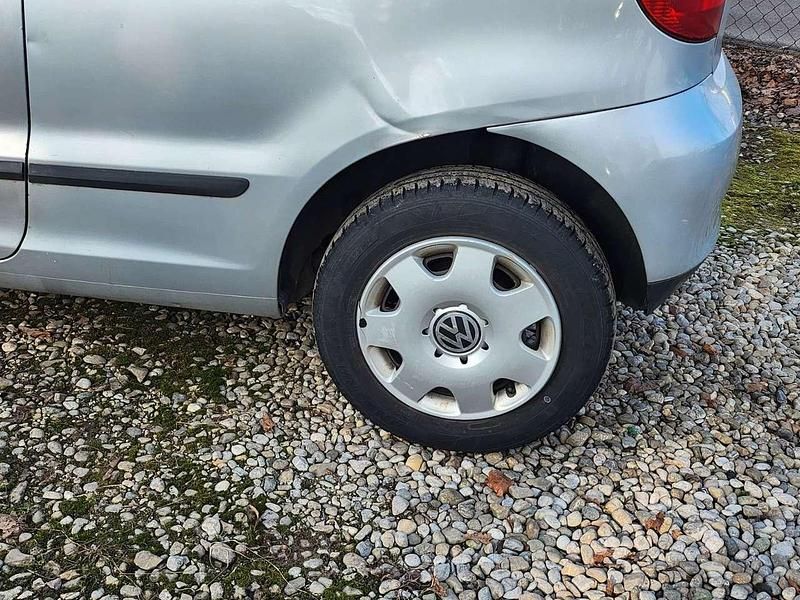 Gebraucht VW Fox Basis 54 PS (39 kW) 2006 Grau Kleinwagen