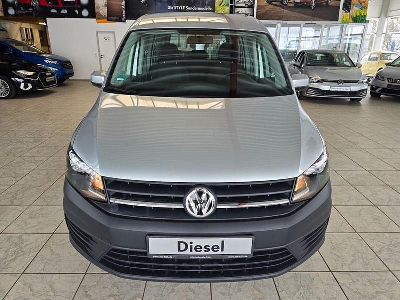 Gebraucht VW Caddy Trendline 102 PS (75 kW) 2019 Silber Van / Kleinbus