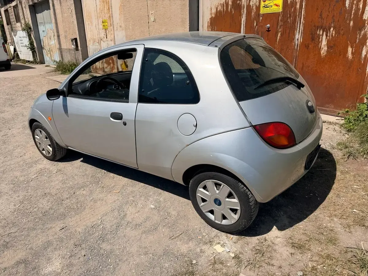 Gebraucht Ford Ka 60 PS (44 kW) 2004 Grau Kleinwagen