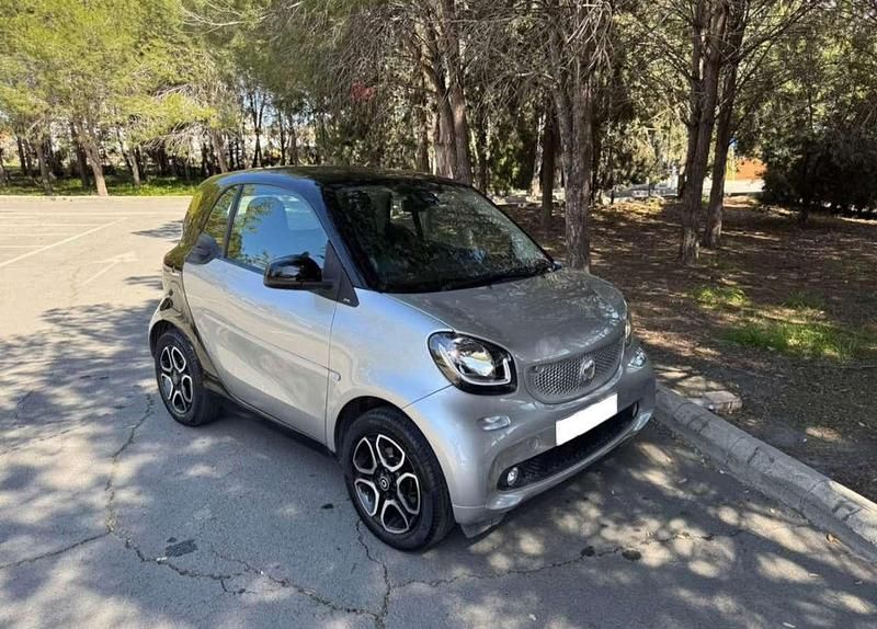 Gebraucht 2015 Smart ForTwo Coupé Coupé | 6.999 € - Bild 1/2