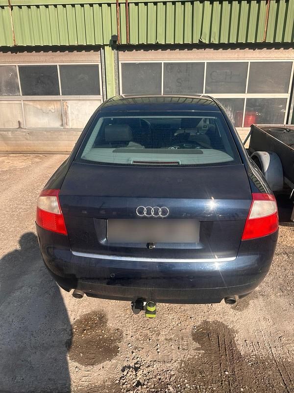 Gebraucht Audi A4 185 PS (136 kW) 2004 Blau Limousine