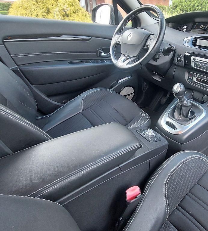 Gebraucht Renault Grand Scénic III Bose Edition 110 PS (80 kW) 2014 Schwarz Van / Kleinbus