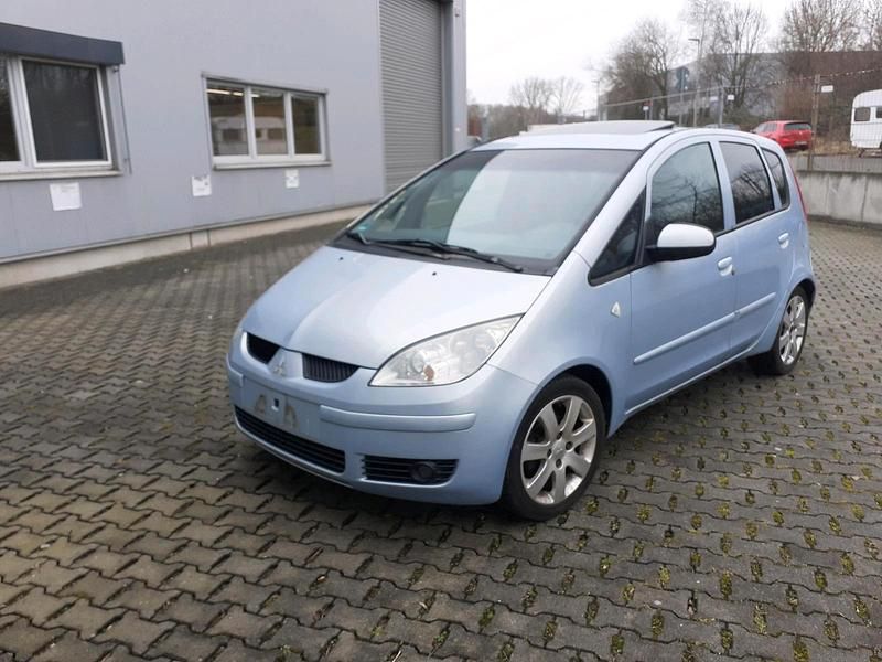 Grau Gebraucht 2005 Mitsubishi Colt Limousine | 1.599 € (Superpreis) - Bild 1/4