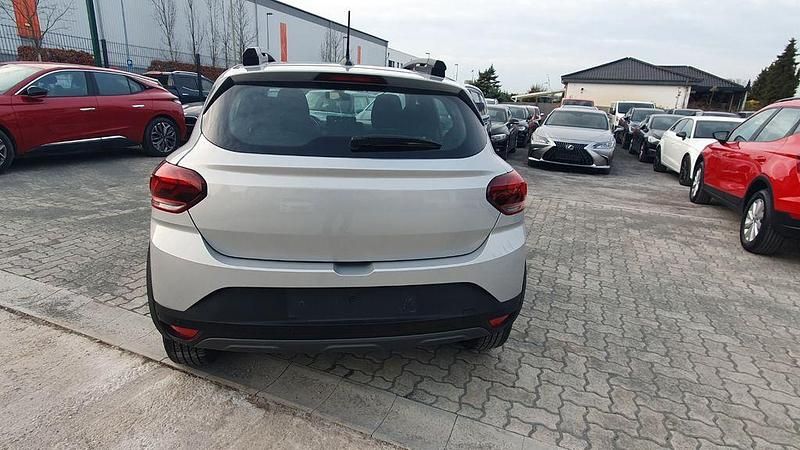 Gebraucht Dacia Sandero Expression 101 PS (74 kW) 2023 Grau SUV