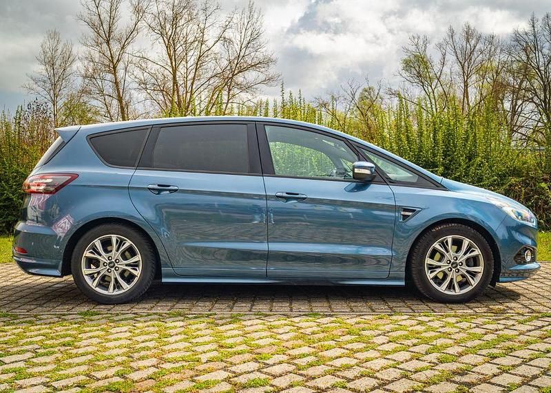 Gebraucht Ford S-MAX ST-Line 190 PS (139 kW) 2018 Blau Van / Kleinbus