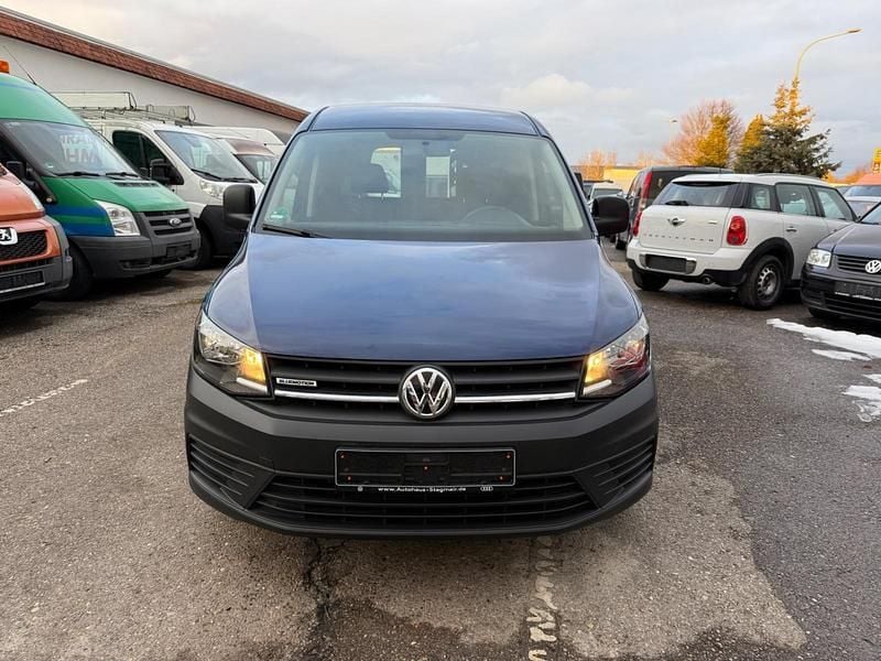Gebraucht VW Caddy Maxi 110 PS (80 kW) 2016 Blau Van / Kleinbus