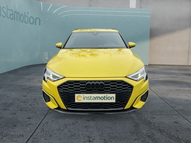 Gebraucht Audi A3 Sportback Advanced Plus 110 PS (80 kW) 2024 Gelb Kleinwagen