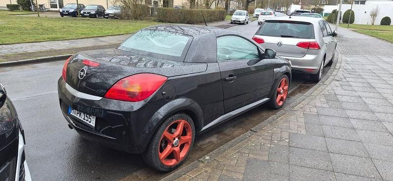 Gebraucht Opel Tigra 125 PS (91 kW) 2006 Schwarz Cabrio