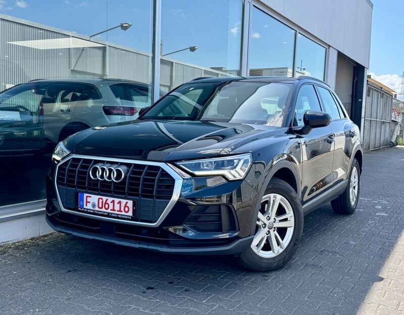 Schwarz Gebraucht 2019 Audi Q3 Basis SUV | 20.999 € (Teuer) - Bild 1/4