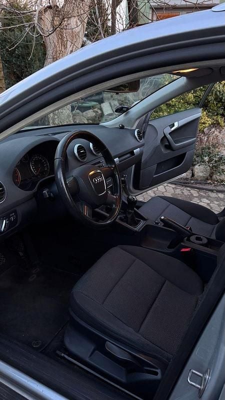 Second-hand Audi A3 125 CP (91 kW) 2009 Argintiu Hatchback