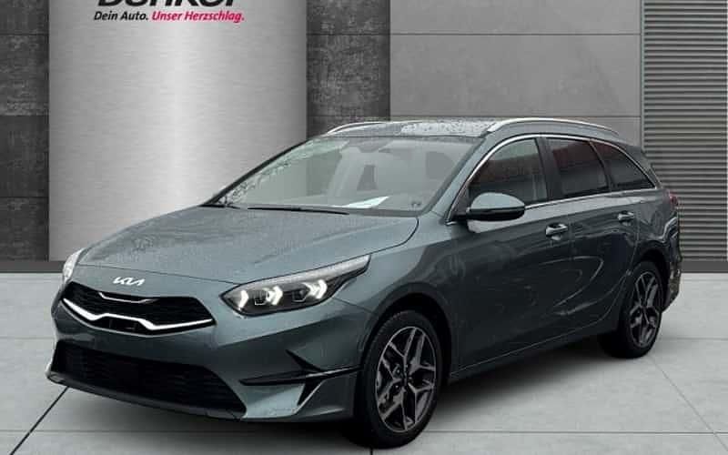 Grau Neu 2025 Kia Ceed Sportswagon Kombi | 28.278 € (Fairer Preis) - Bild 1/4