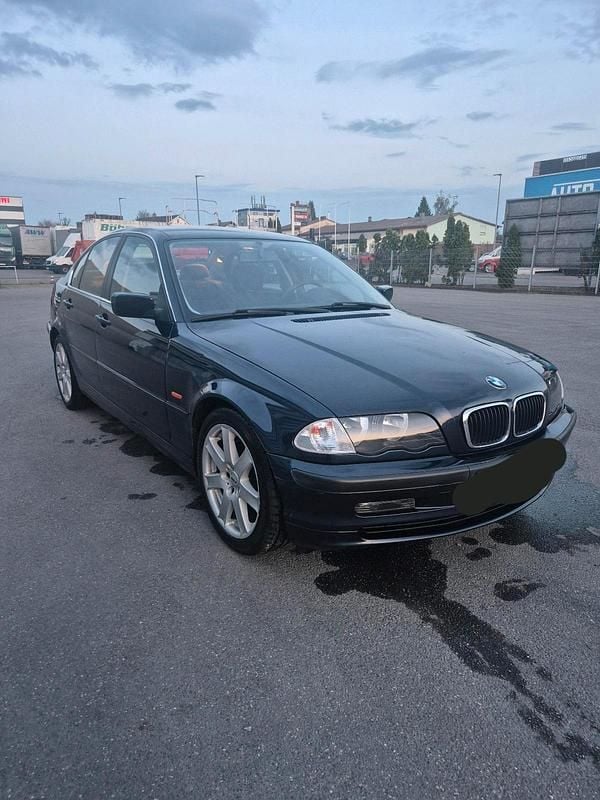Second-hand BMW 320 150 CP (110 kW) 1998 Albastru Berlinǎ