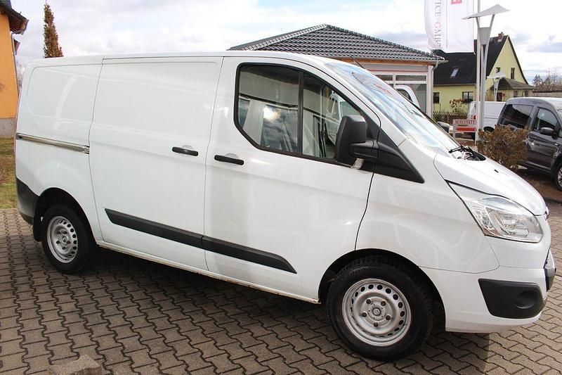 Gebraucht Ford Transit Custom 125 PS (91 kW) 2014 Weiß Van / Kleinbus