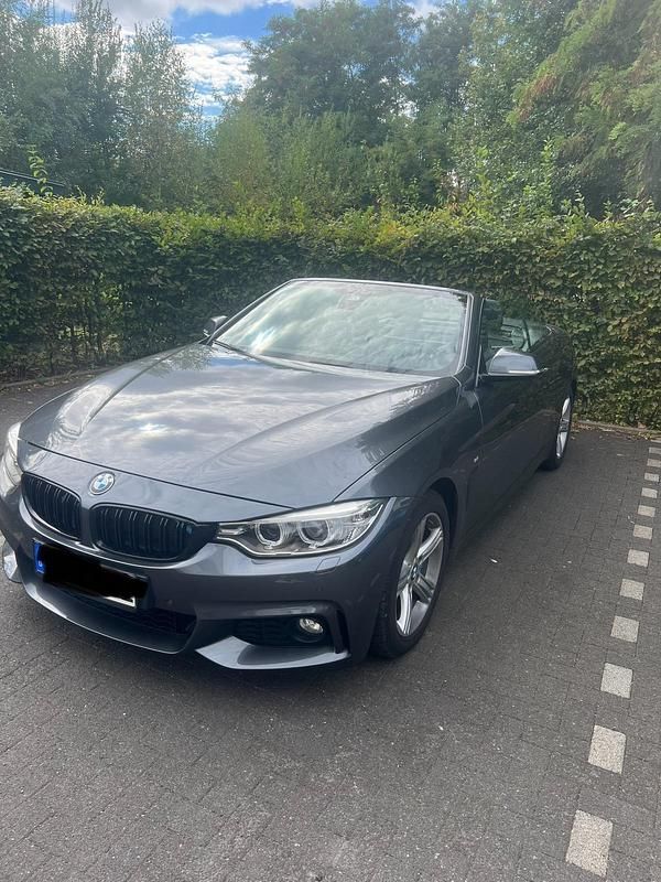 Grau Gebraucht 2016 BMW 440 Cabrio | 35.350 € (Fairer Preis) - Bild 1/4