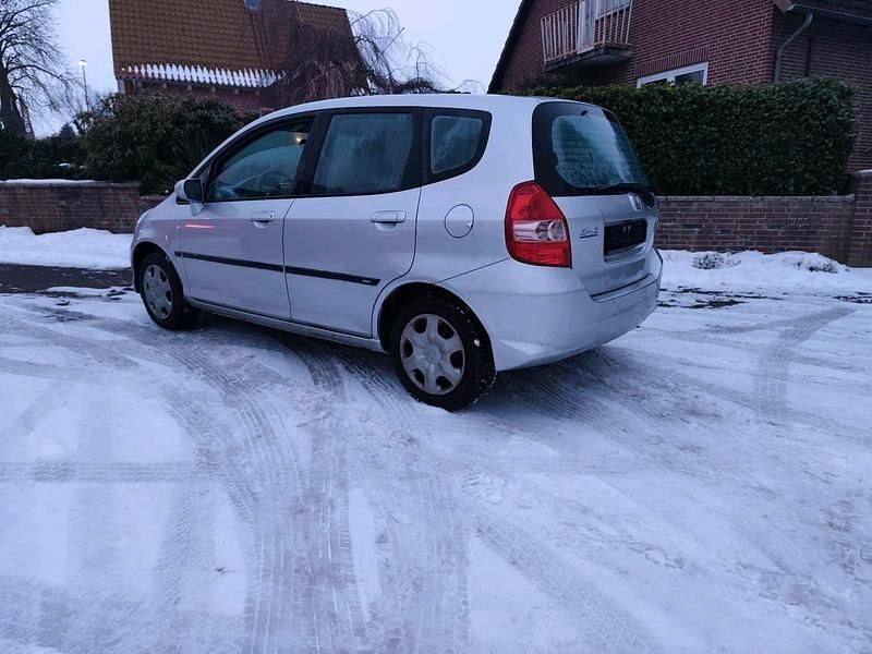 Gebraucht Honda Jazz 77 PS (56 kW) 2005 Silber Kleinwagen