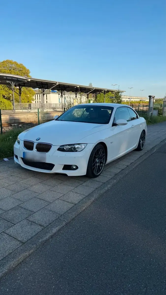 Gebraucht BMW 335 Cabriolet M Performance 306 PS (225 kW) 2009 Weiß Cabrio