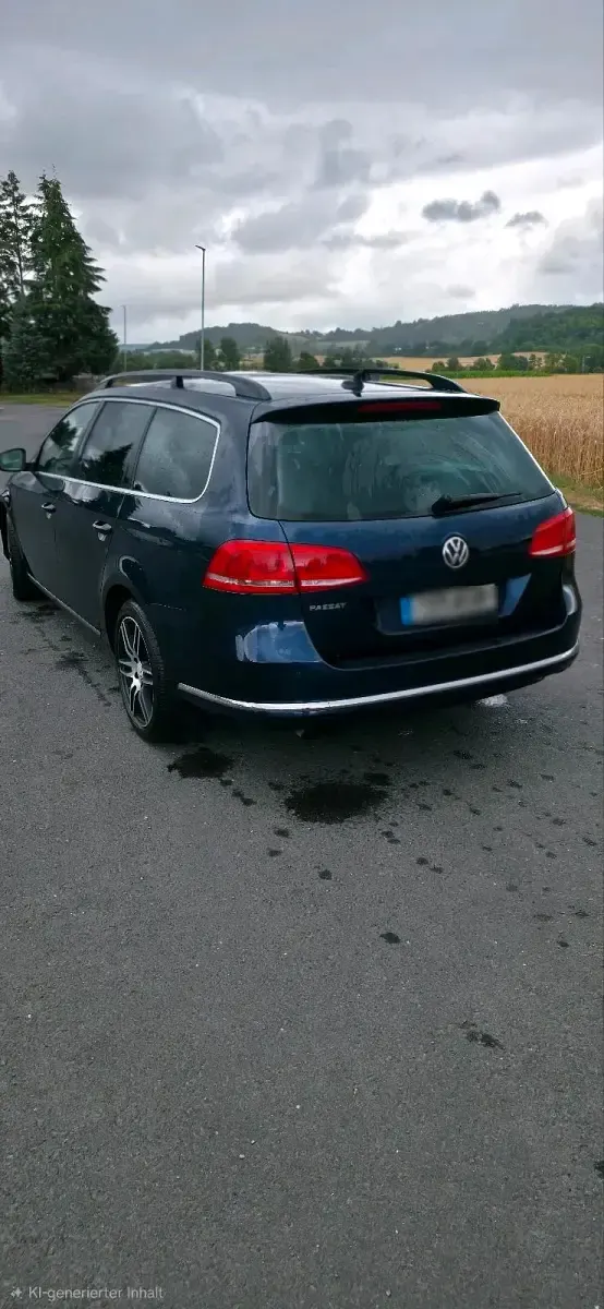 Gebraucht VW Passat 140 PS (102 kW) 2014 Blau Kombi