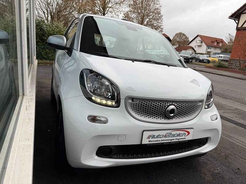 Gebraucht Smart ForTwo Cabrio 90 PS (66 kW) 2019 Weiß Cabrio