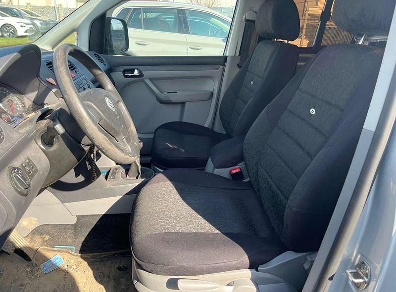 Gebraucht VW Caddy Life 105 PS (77 kW) 2009 Silber Van / Kleinbus