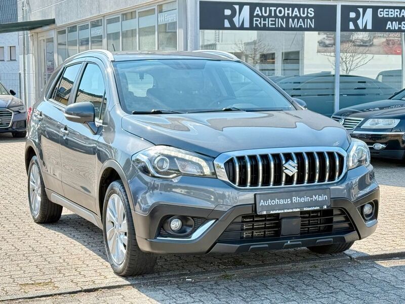 Grau Gebraucht 2018 Suzuki SX4 S-Cross SUV | 10.750 € (Fairer Preis) - Bild 1/4