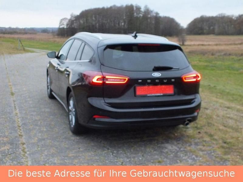Gebraucht Ford Focus Titanium X 116 PS (85 kW) 2023 Schwarz Limousine