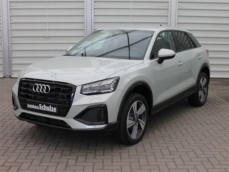 Gebraucht Audi Q2 Advanced Plus 150 PS (110 kW) 2025 Silber SUV
