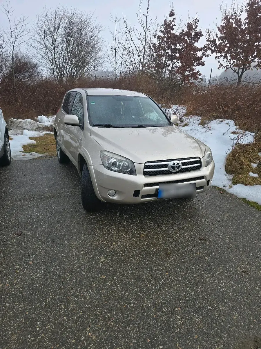 Gebraucht Toyota RAV4 177 PS (130 kW) 2007 Beige SUV