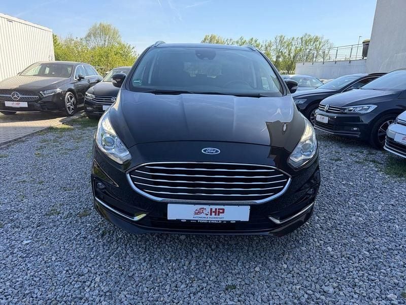 Gebraucht Ford S-MAX Titanium 150 PS (110 kW) 2021 Agate black Van / Kleinbus