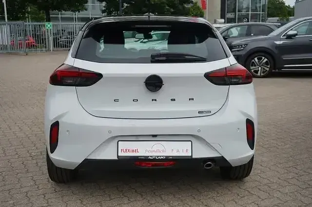 Neu Opel Corsa 110 PS (80 kW) 2025 Weiß Kleinwagen