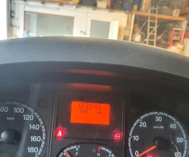 Gebraucht 2011 Peugeot Boxer Van | 8.900 € - Bild 1/3