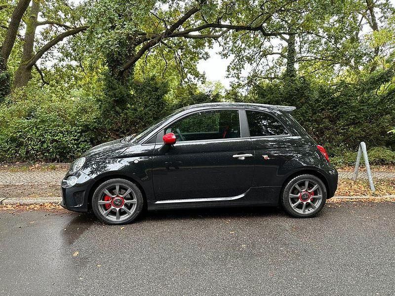 Second-hand Abarth 595 165 CP (121 kW) 2022 Negru