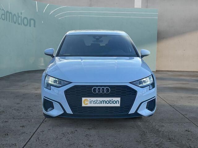 Gebraucht Audi A3 Advanced 110 PS (80 kW) 2023 Weiß Limousine