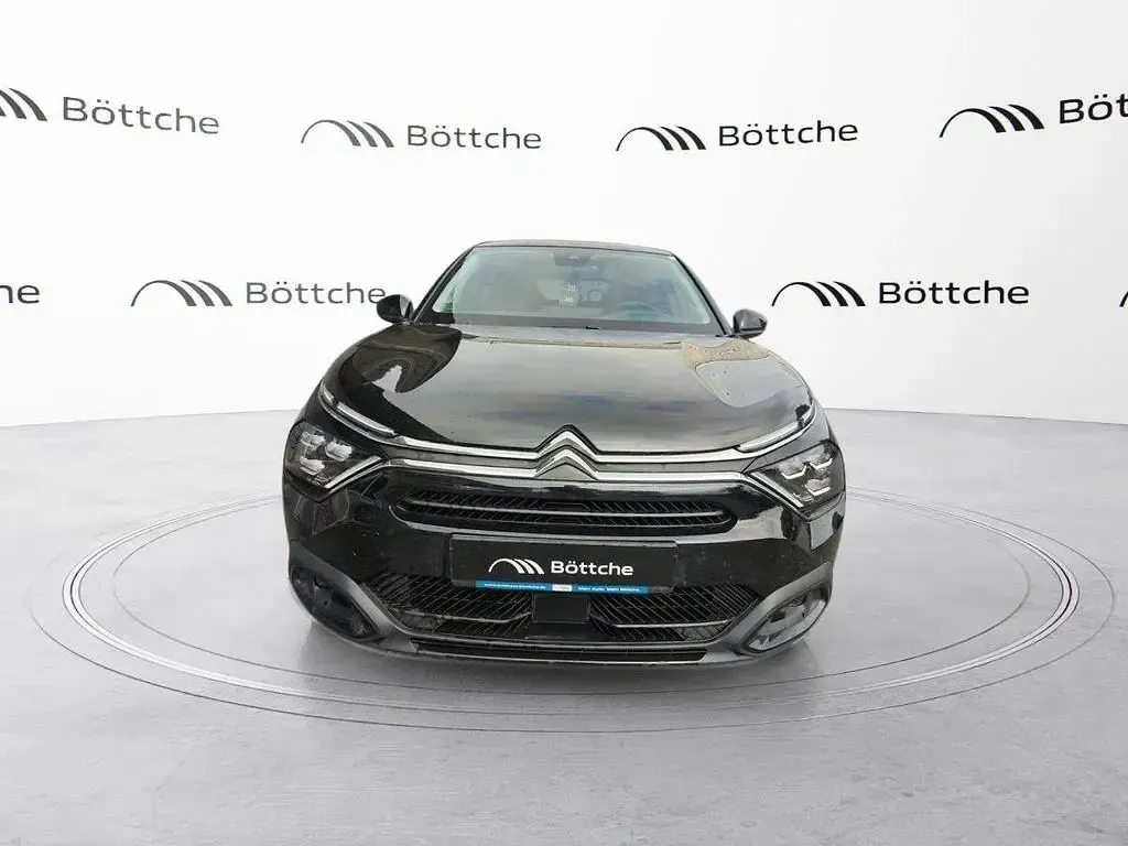 Gebraucht Citroën C4 Shine 131 PS (96 kW) 2024 Lackierung schwarz perla nera/typ aussenverkleidung metalliclackierung SUV