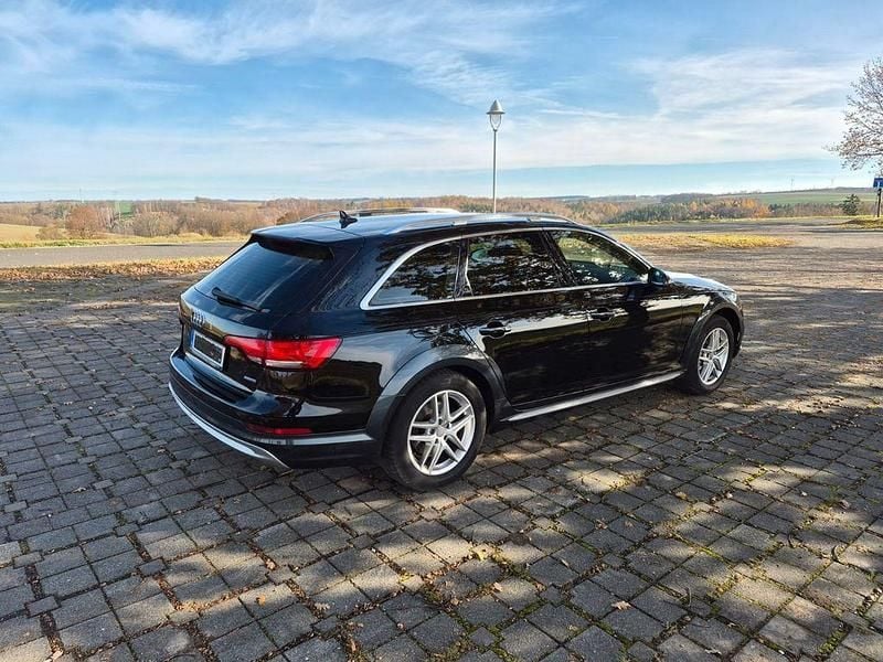 Gebraucht Audi A4 Allroad 190 PS (139 kW) 2018 Schwarz Kombi