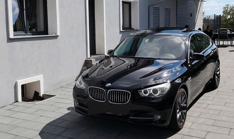 Schwarz Gebraucht 2010 BMW 535 Limousine | 12.999 € (Guter Preis) - Bild 1/4