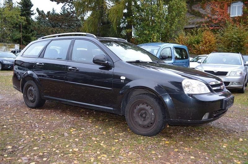 Schwarz Gebraucht 2009 Chevrolet Nubira SX Kombi | 1.970 € (Fairer Preis) - Bild 1/4