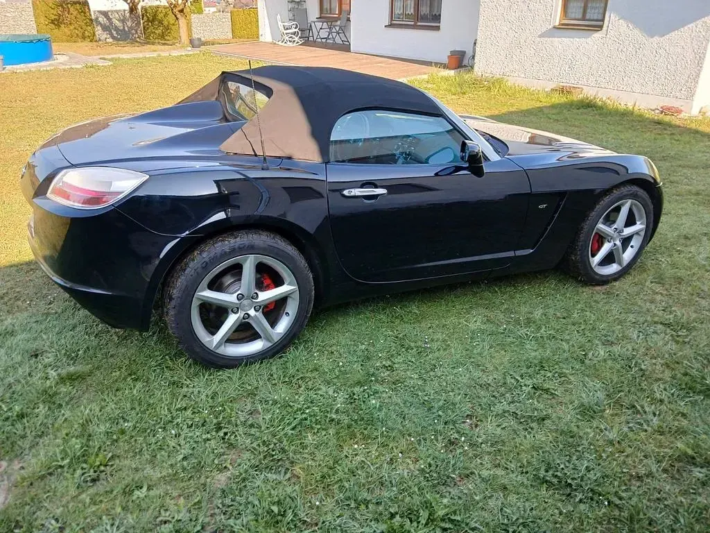 Second-hand Opel GT 264 CP (194 kW) 2008 Negru Cabrio