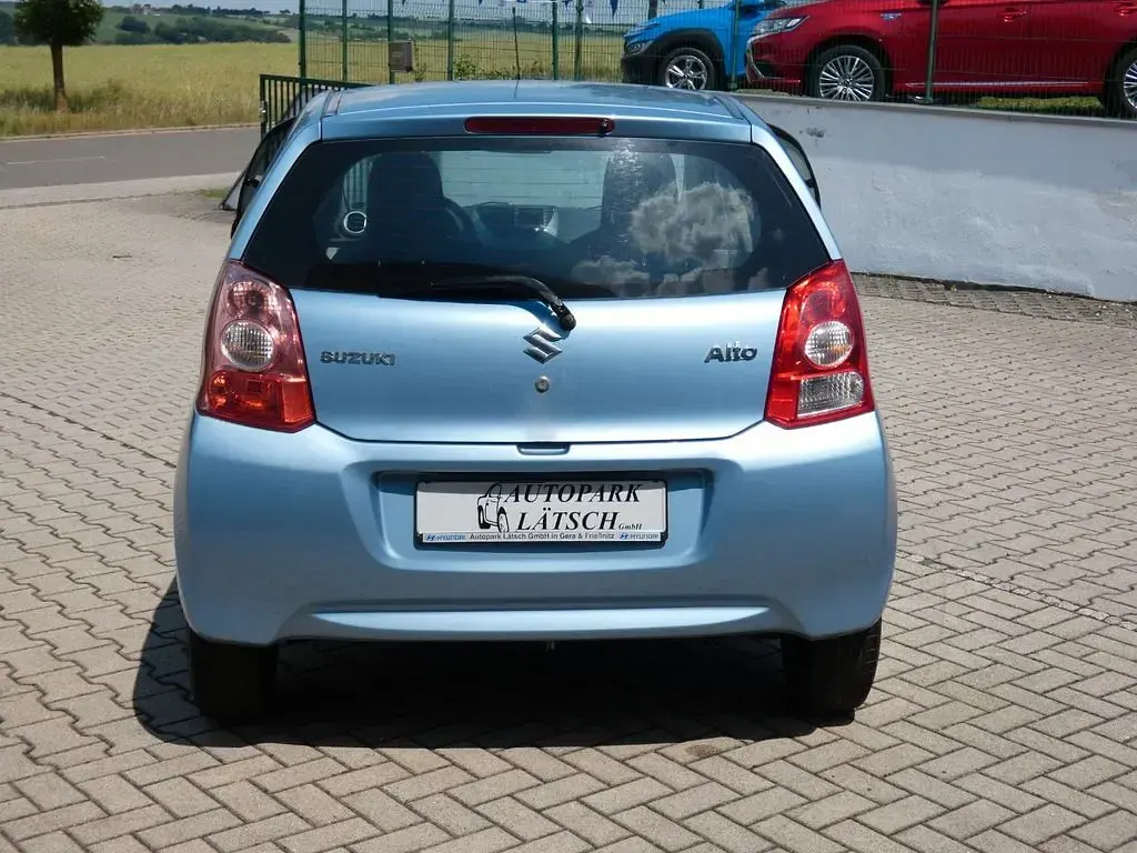 Gebraucht Suzuki Alto 68 PS (50 kW) 2012 Blau Kleinwagen