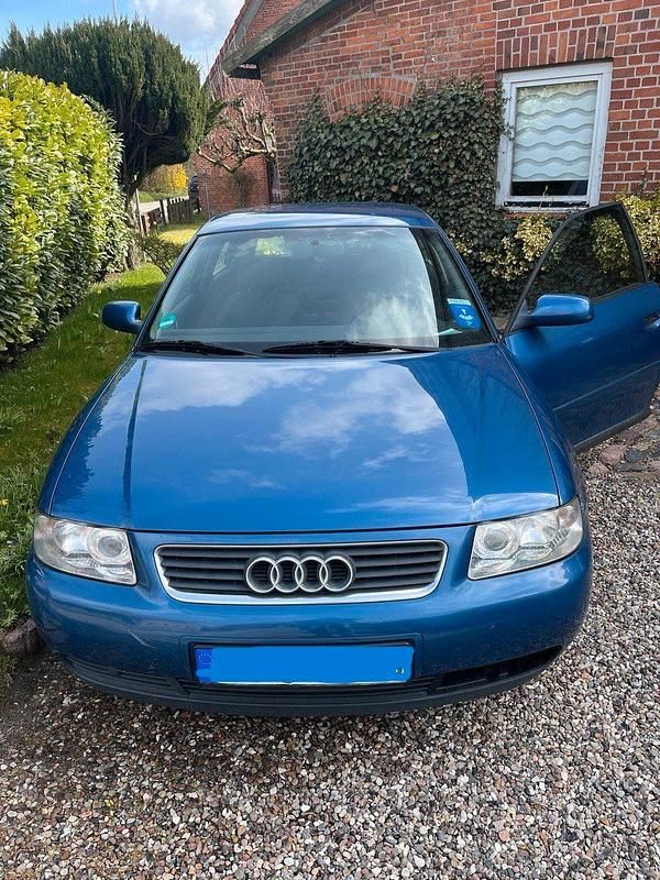 Gebraucht Audi A3 102 PS (75 kW) 2001 Blau Kleinwagen