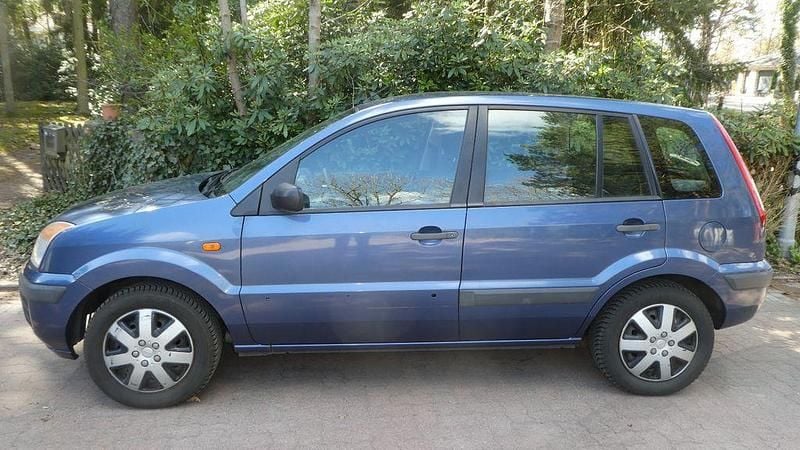 Gebraucht Ford Fusion 80 PS (58 kW) 2006 Blau Kleinwagen