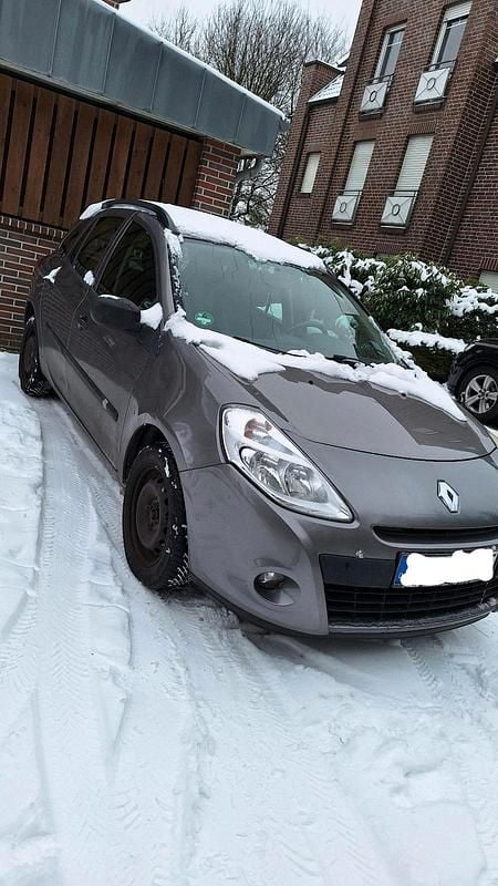 Grau Gebraucht 2009 Renault Clio III Kombi | 1.500 € - Bild 1/4