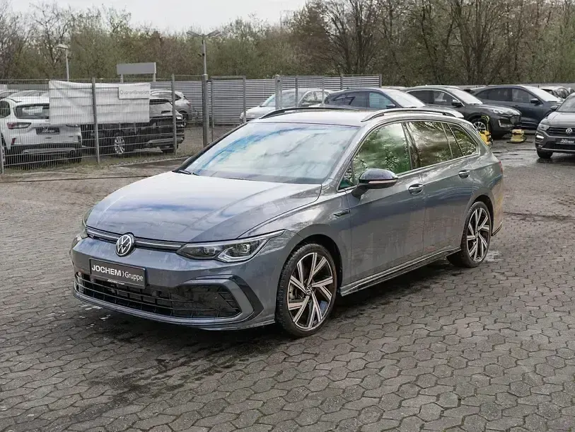 Gebraucht VW Golf VIII Style 131 PS (96 kW) 2024 Grau Kombi