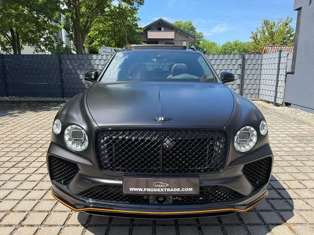 Gebraucht Bentley Bentayga 551 PS (405 kW) 2025 Schwarz SUV